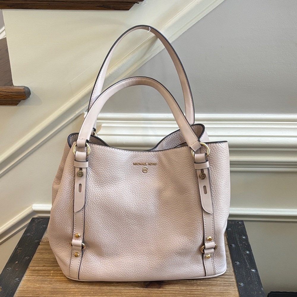 Michael Kors Blush Leather Shoulder Bag